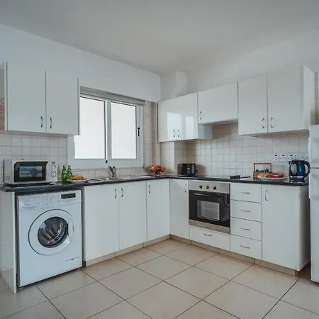 Apartment Eden